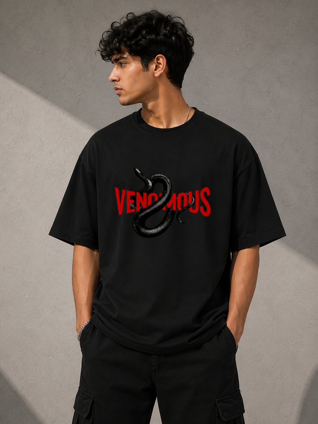 VENOMOUS - Unisex Classic Crew T-Shirt